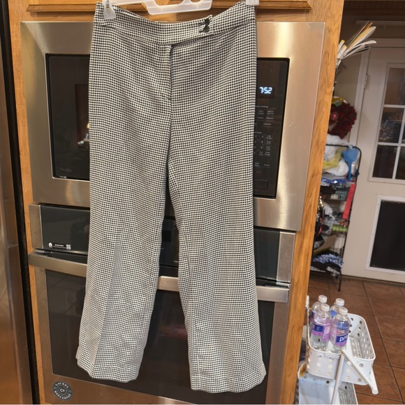 Margaret Francis Black and White Checkered‎ Pants 6 p - Picture 6 of 9